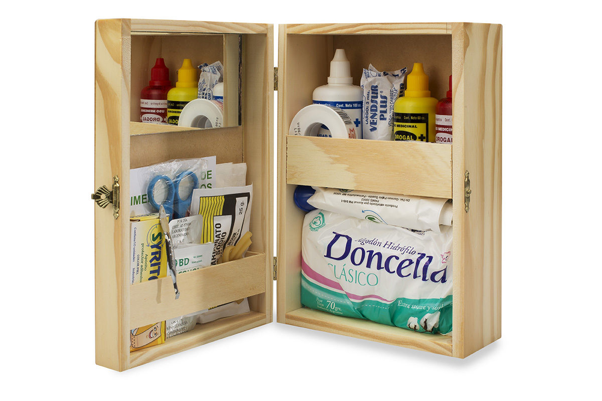 Botiquin Madera Nº208 - Paimun Industrial SA