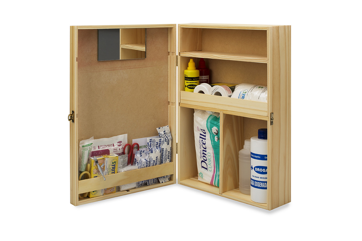 Botiquin Madera Nº212 - Paimun Industrial SA